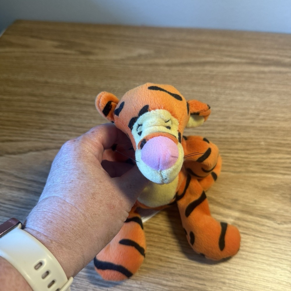 The Disney Store Mini Bean Bag TIGGER Winnie the Pooh 8" Plush Stuffed Animal